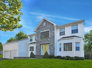 427 Rock Ridge Rd, Lake Hopatcong, NJ 07849