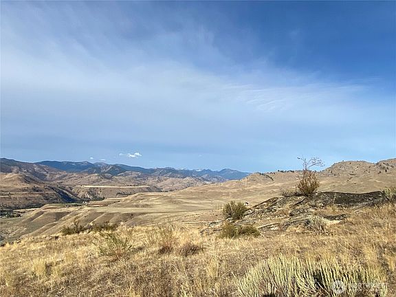 5th image of 2 Riverbend Overlook