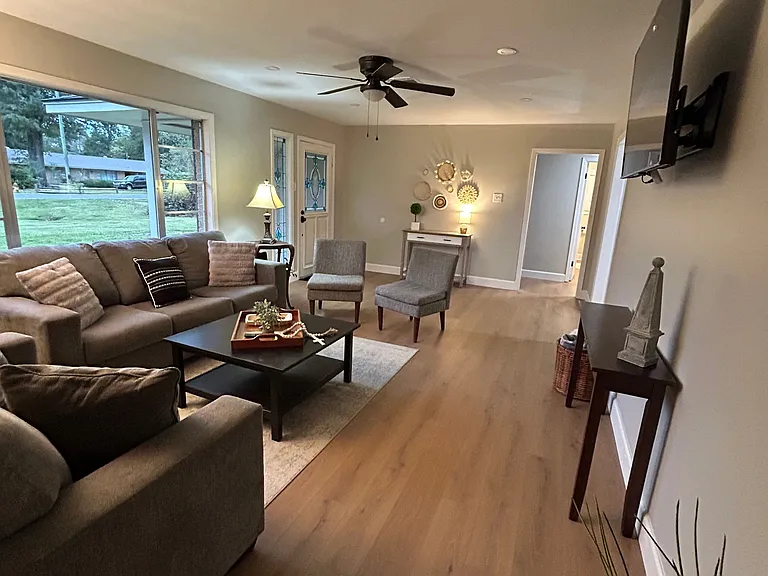 1503 Glenmar Ave — Photo 12
