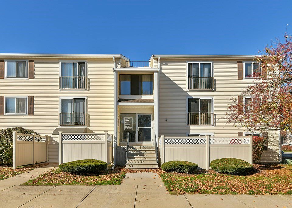 1st image of 47 Village Brook Ln APT 22
