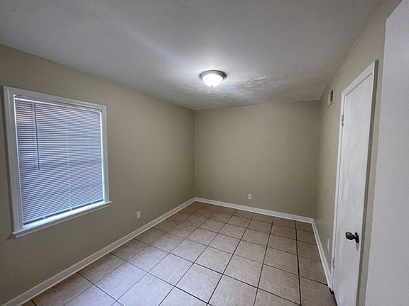 5th image of 618 Frayser Dr