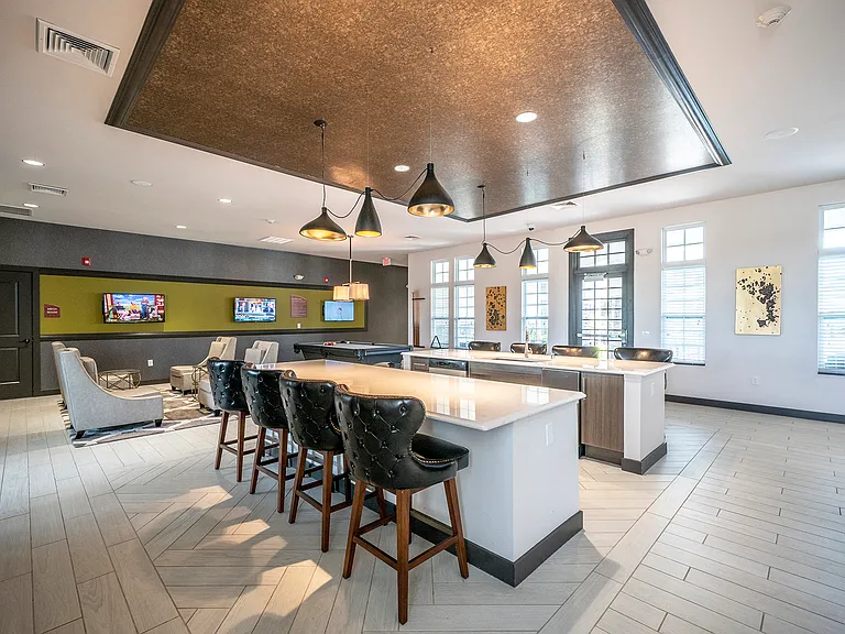 Waterstone at Hamburg Apartments — Photo 2