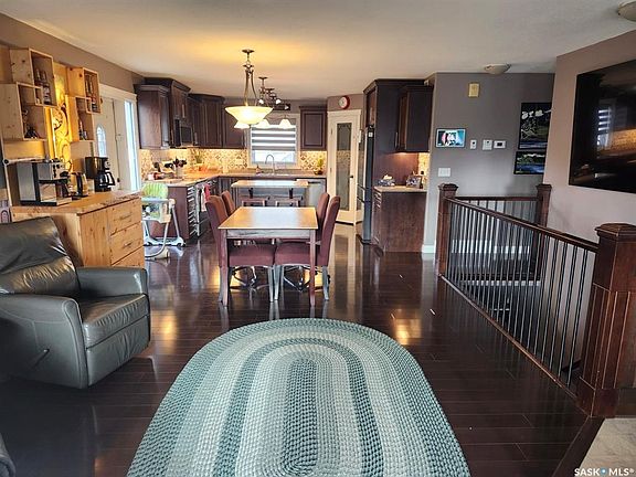 4th image of 505 Cardinal COURT
