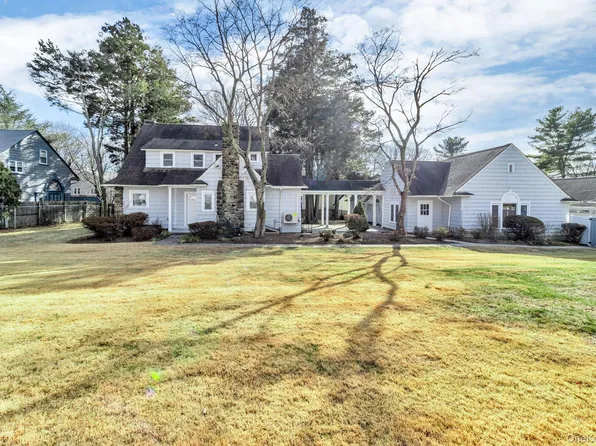 475 Dobbs Ferry Rd, White Plains, NY 10607