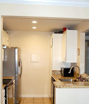 3rd image of 8052 Woodland Dr #23