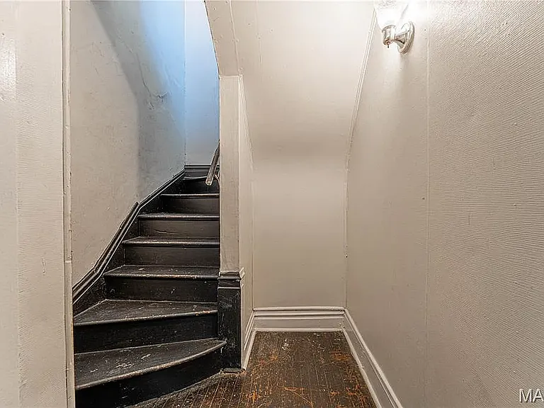 3540 Michigan Ave — Photo 23