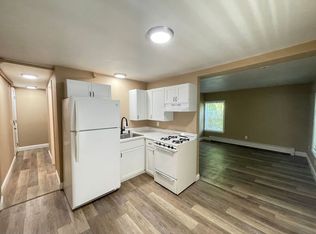 98 Main St #6, Raymond, NH 03077