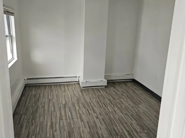 124 Lyon St Floor 3, Paterson, NJ 07524