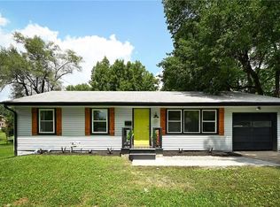 10808 E 49th St, Kansas City, MO 64133