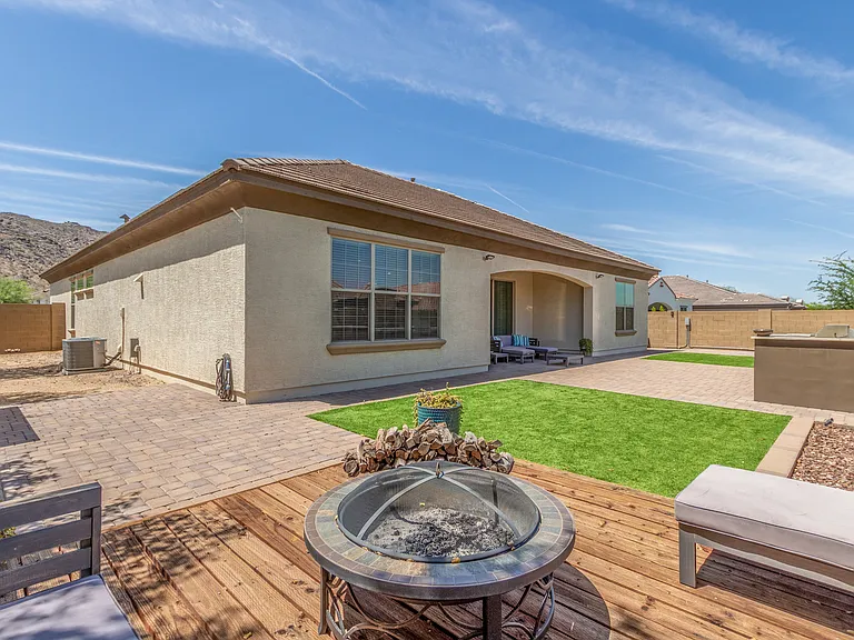 1342 E Milada Dr — Photo 14