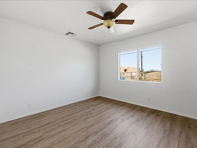 6851 Quail Spring Ave — Photo 23