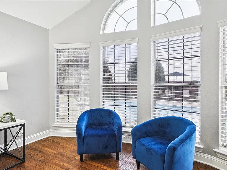 2401 Scarlet Oak Dr — Photo 22