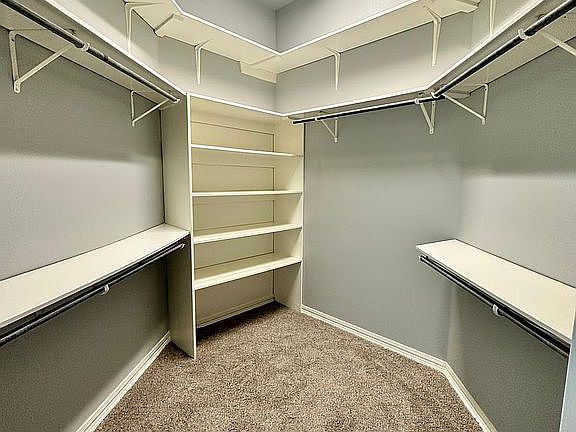 4th image of 106 Blue Heron Dr #1