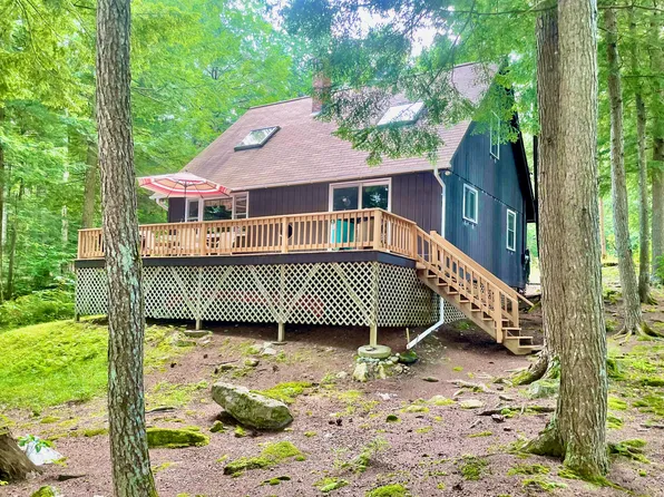 12 Vienna Shores Road, Vienna, ME 04360