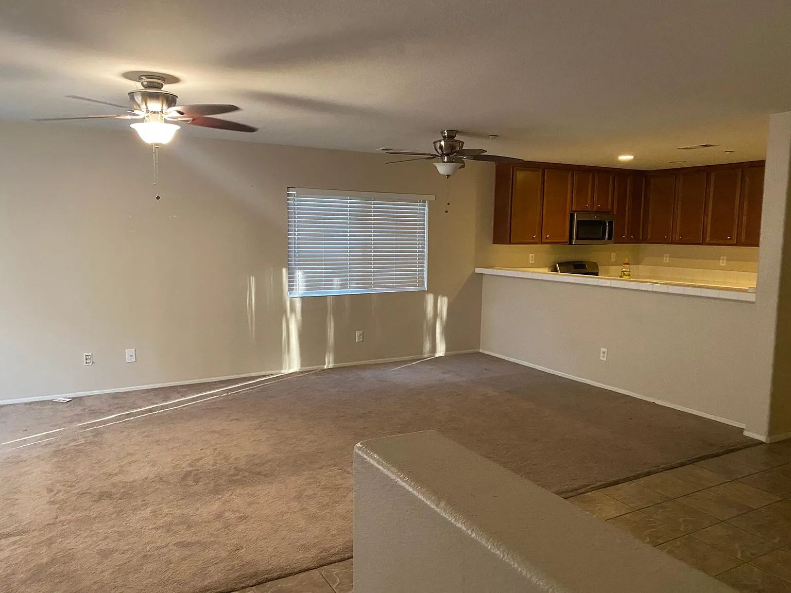 25838 Iris Ave — Photo 2