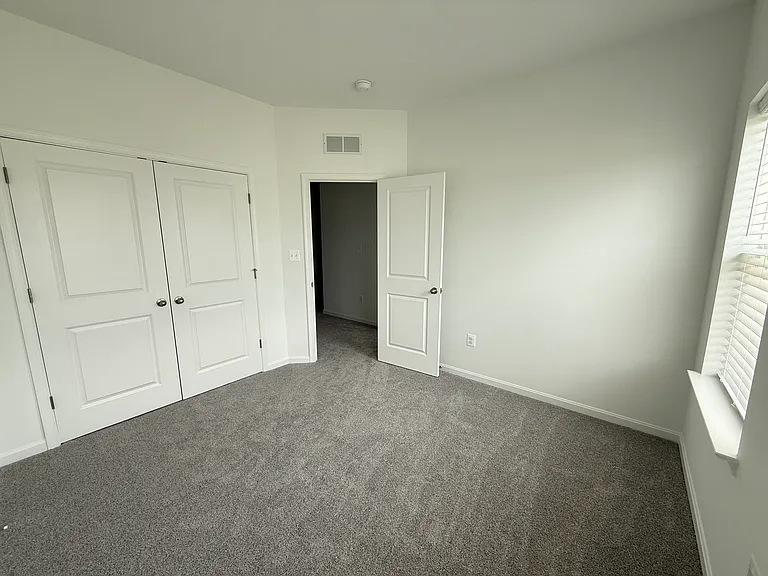 534 Rosemary Cir — Photo 15