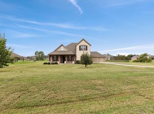 216 Diamond Rose Dr, Burleson, TX 76028