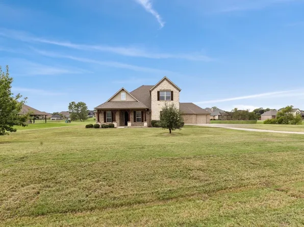 216 Diamond Rose Dr, Burleson, TX 76028