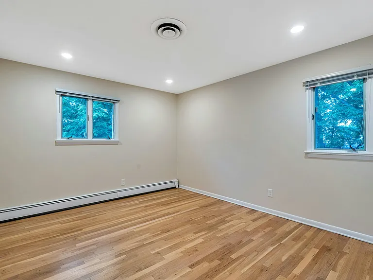 32 Rock Rd — Photo 13