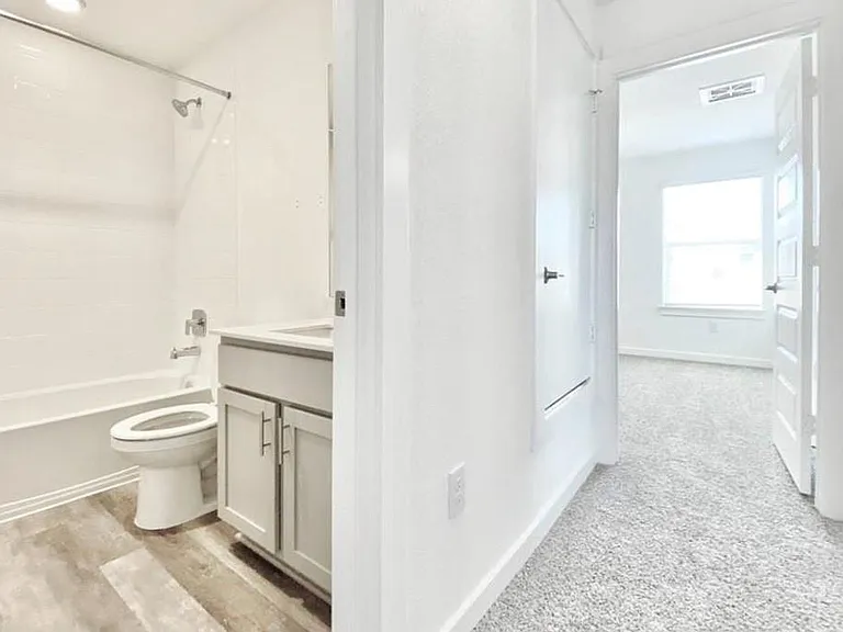 7925 Linnie Ln — Photo 23