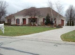 7020 Country Creek Rd, Maumee, OH 43537