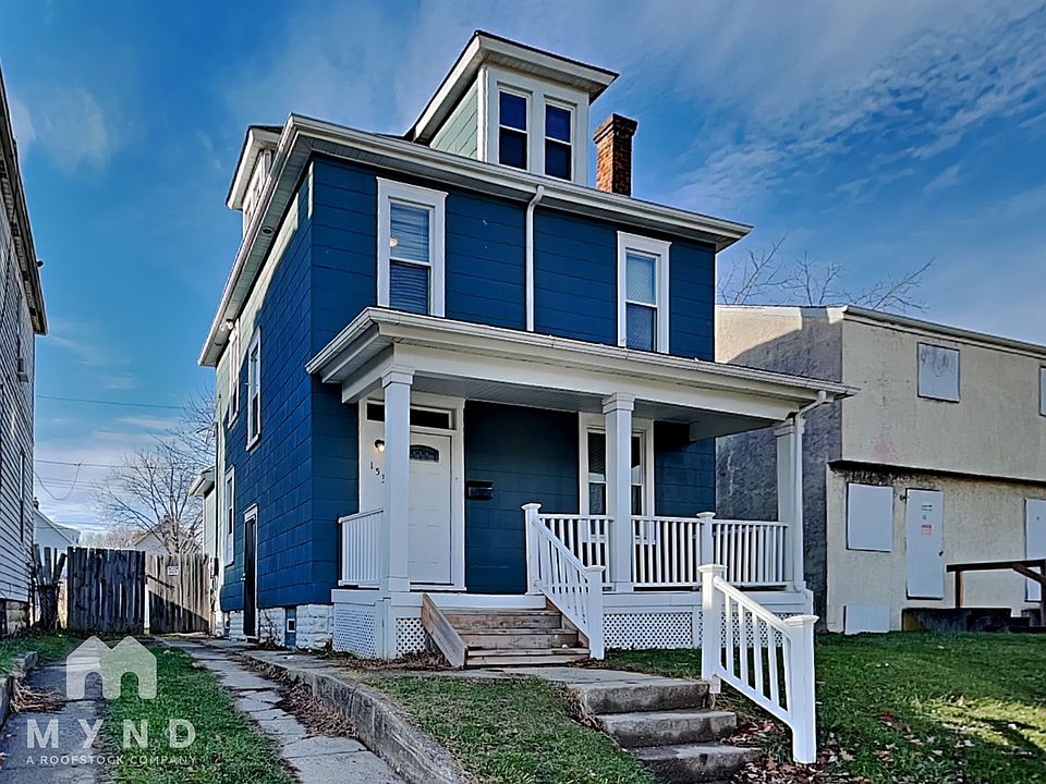 1st image of 153 N Oakley Ave
