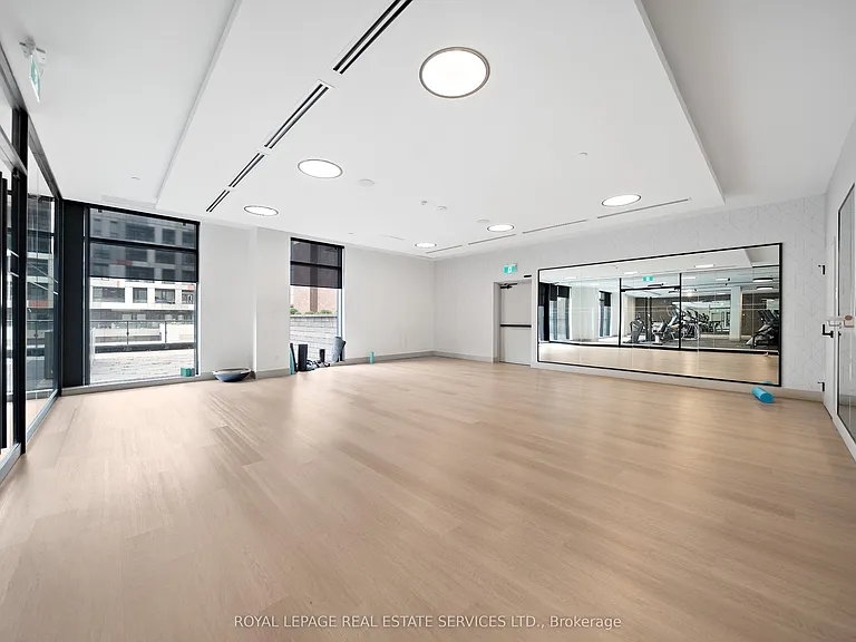 130 River St #1411 — Photo 27