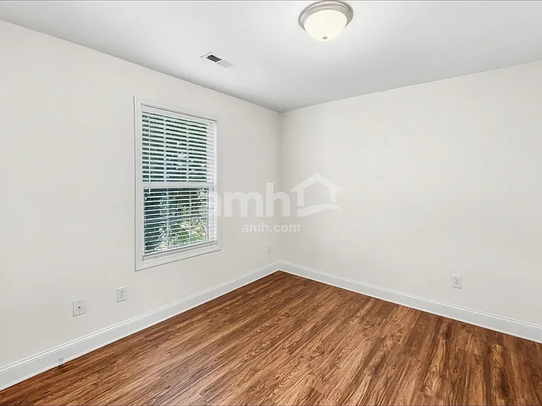 1706 Antebellum Dr — Photo 16