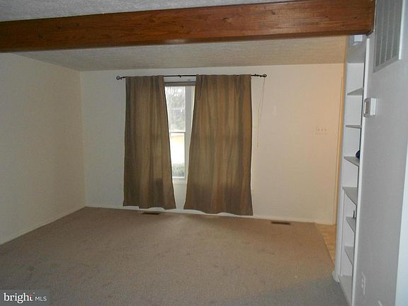 3rd image of 9305 Countess Dr