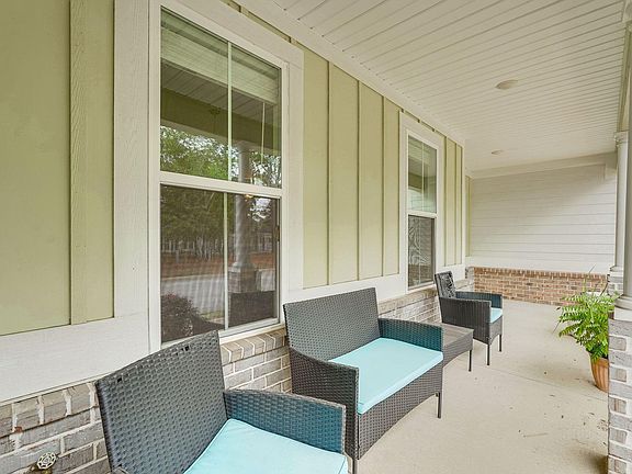 3rd image of 3029 Stanhope Dr