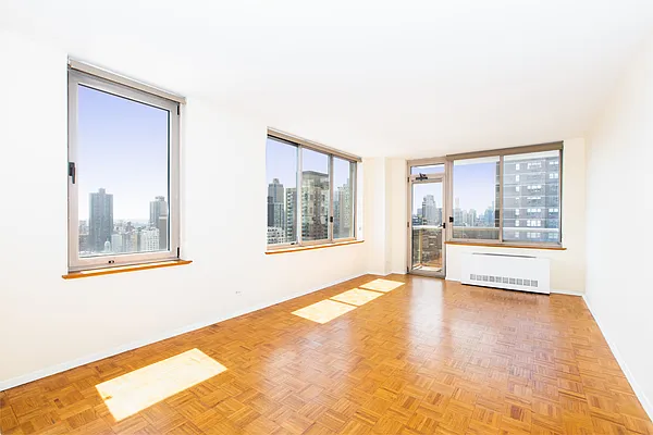 Rented by Compass | media 11