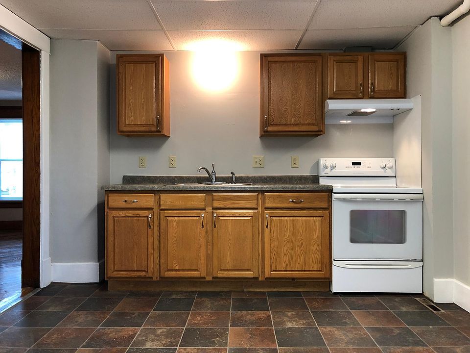 Spacious kitchen