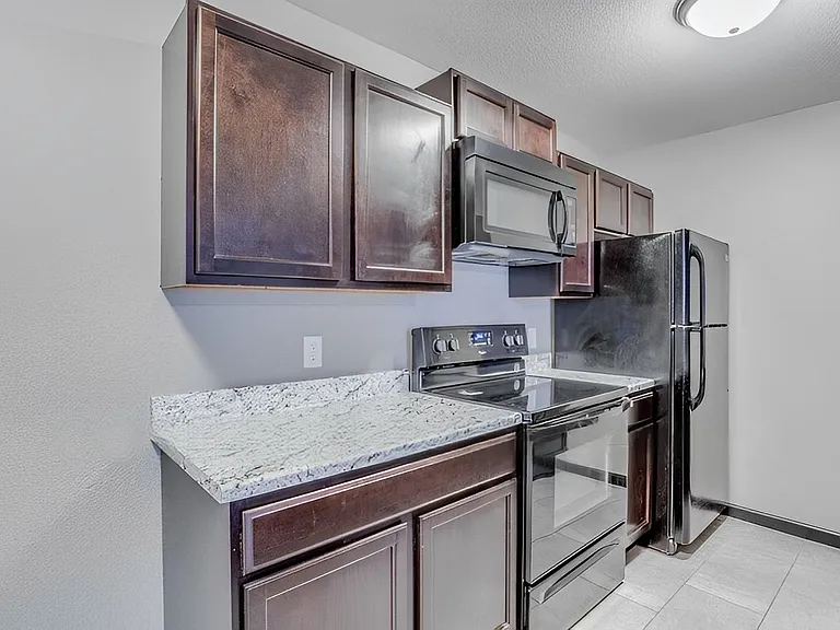 716 S Oliver Ave #716 — Photo 13