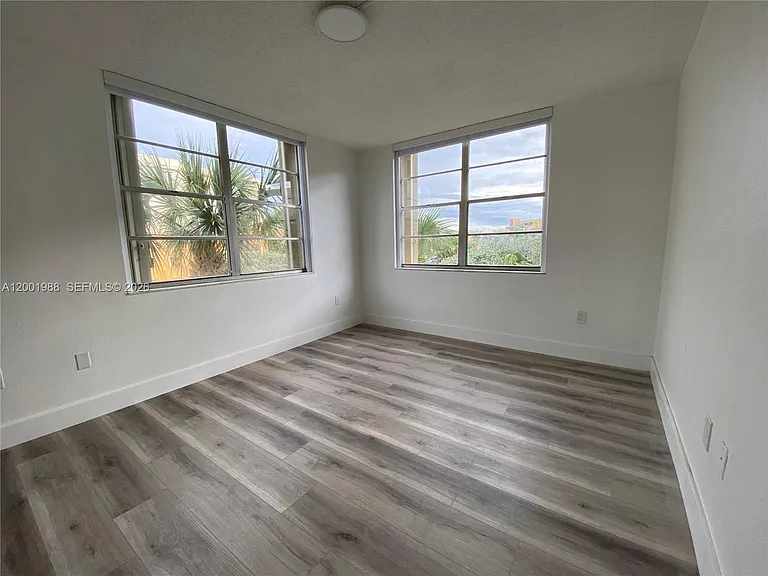 9320 Fontainebleau Blvd #301 — Photo 9
