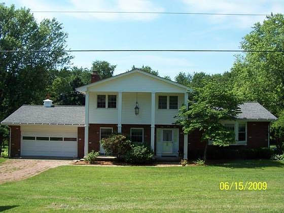 1st image of 46930 Almar Cir