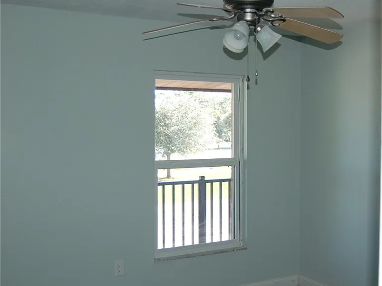 3619 Edgewater Dr — Photo 18