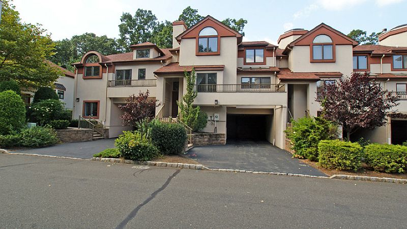 1st image of 17 SCHINDLER TERRACE