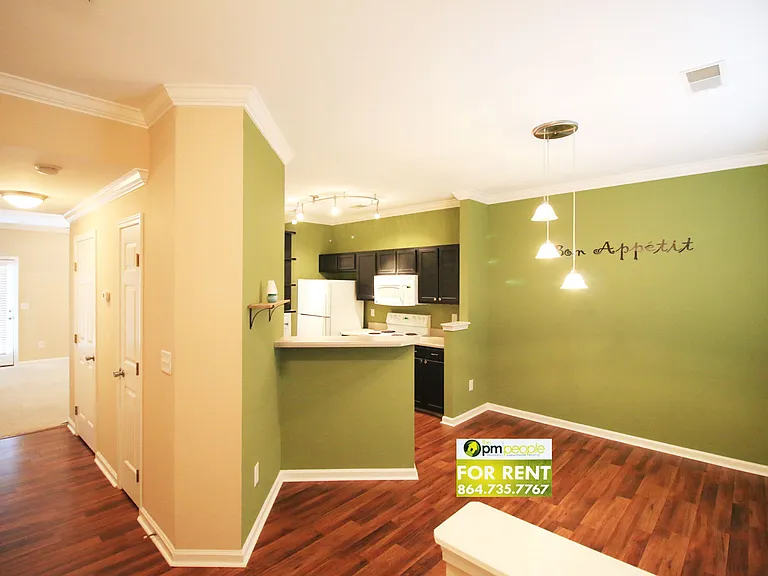 153 Spring Crossing Cir — Photo 2