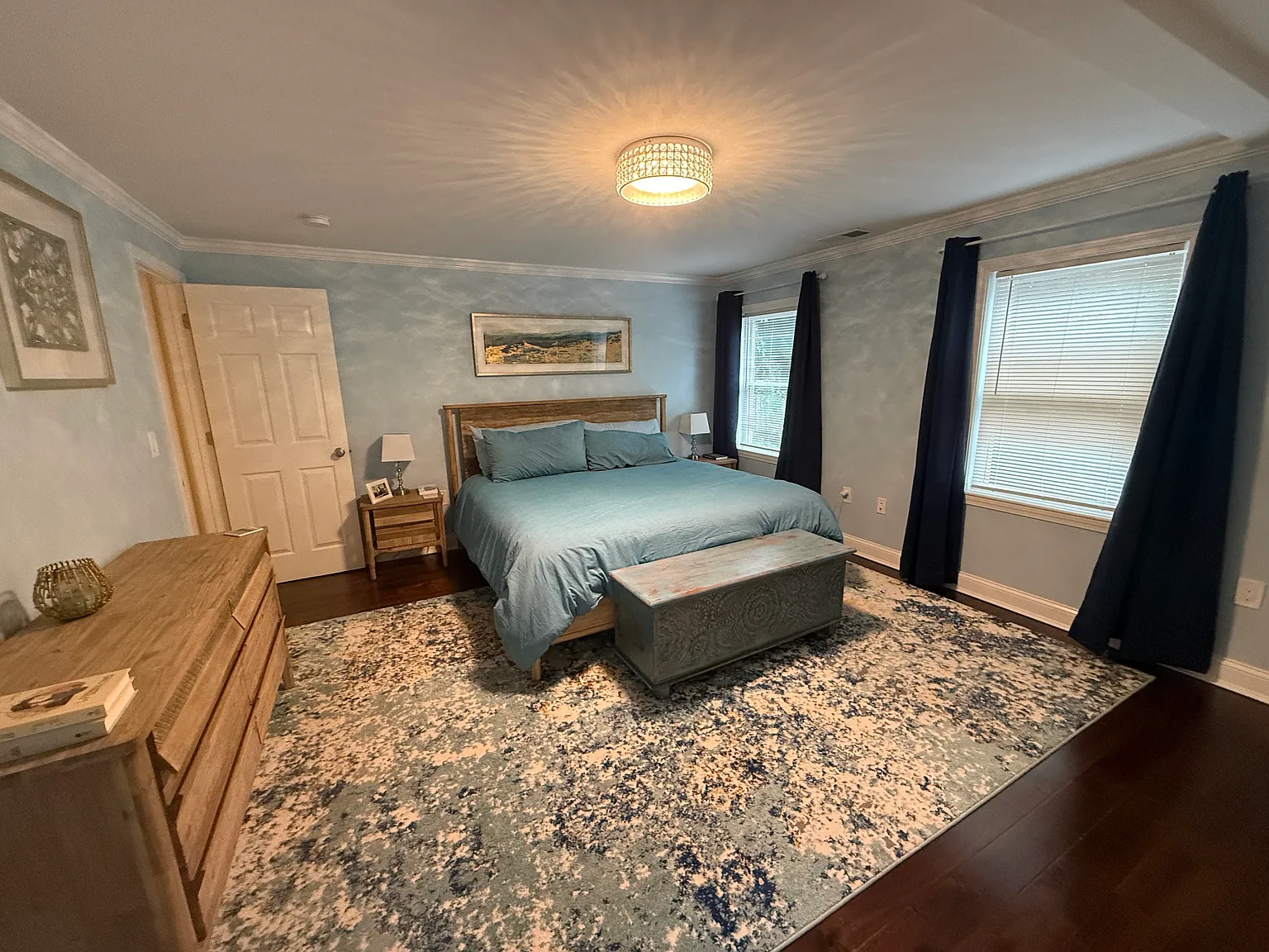 2 bed, 1200 sqft, $3,150 — Photo 2