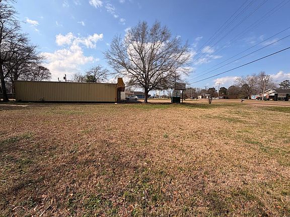 4th image of 534 Alabama St