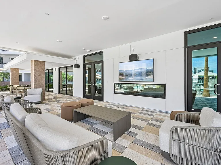 Outdoor Lounge