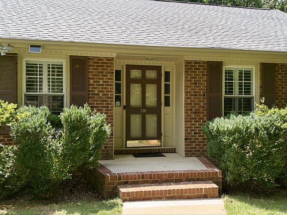 3rd image of 7301 Fiesta Way