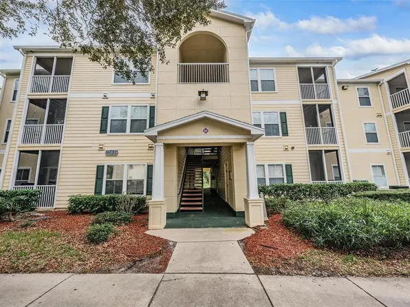 18119 Bridle Club Dr, Tampa, FL 33647