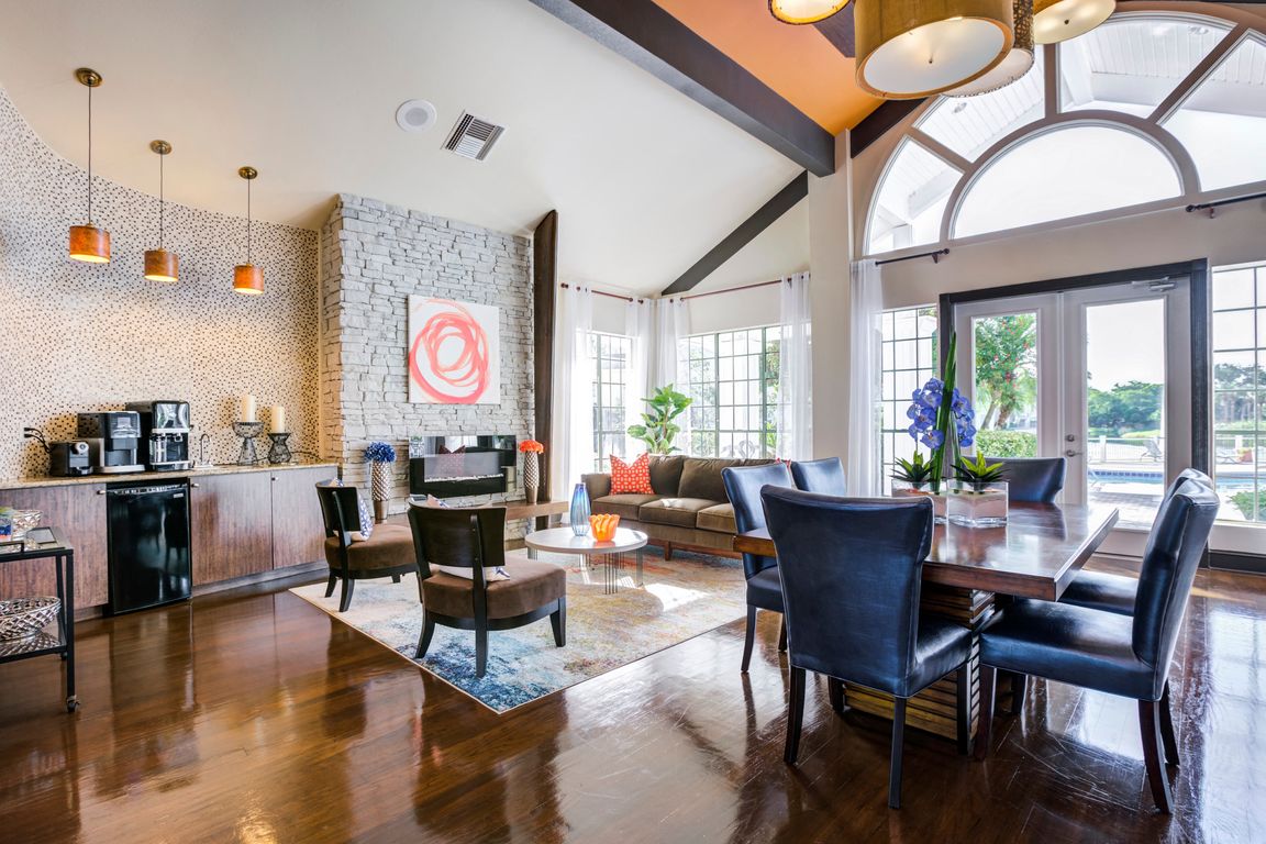 The Club Room 2