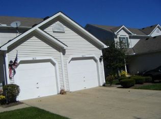 3813 Laurel Rd, Brunswick, OH 44212