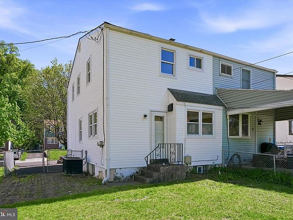 4th image of 1438 Hallman Rd