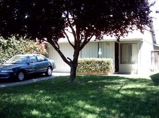 22 Denwil Ct, Sacramento, CA