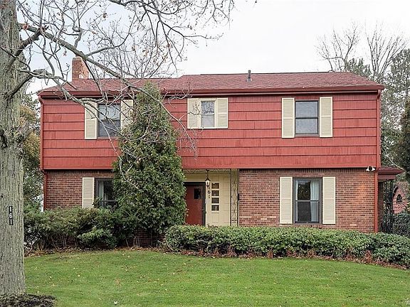 2nd image of 161 Fairlawn Dr