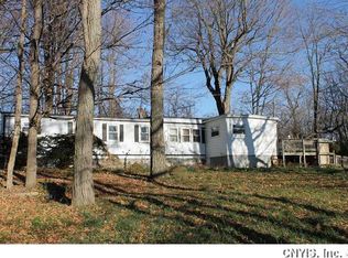 1434 E Lake Rd, Skaneateles, NY 13152