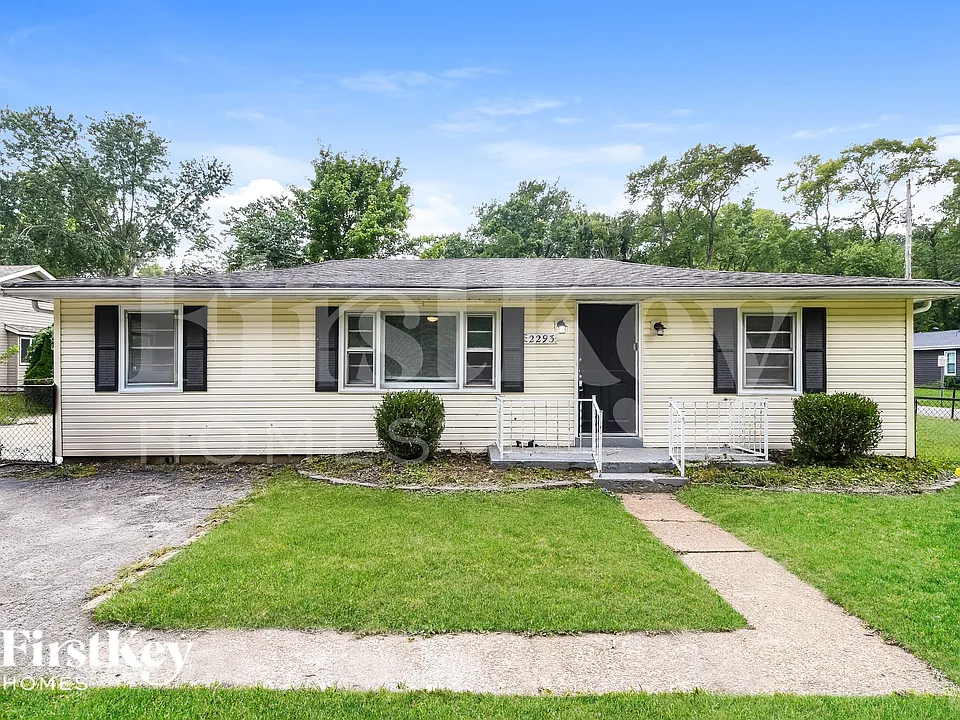 2293 Maxville Ln